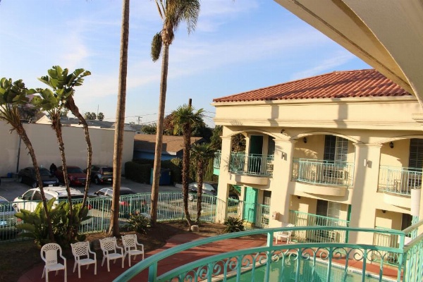 LYFE INN & SUITES by AGA - LAX Airport image 19